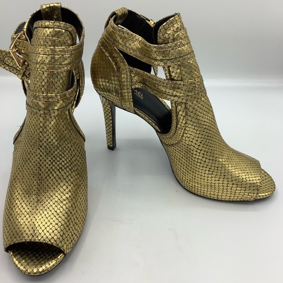 MICHAEL Michael Kors Gold Peep Toe Heels - Picture 7 of 9